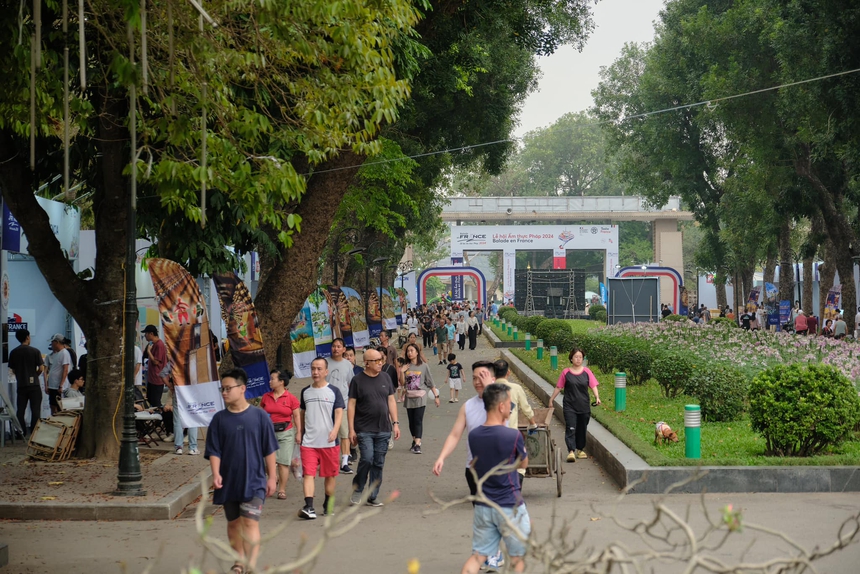 Dạo quanh nước Pháp với lễ hội ẩm thực ngay tại Hà Nội - Ảnh 6.