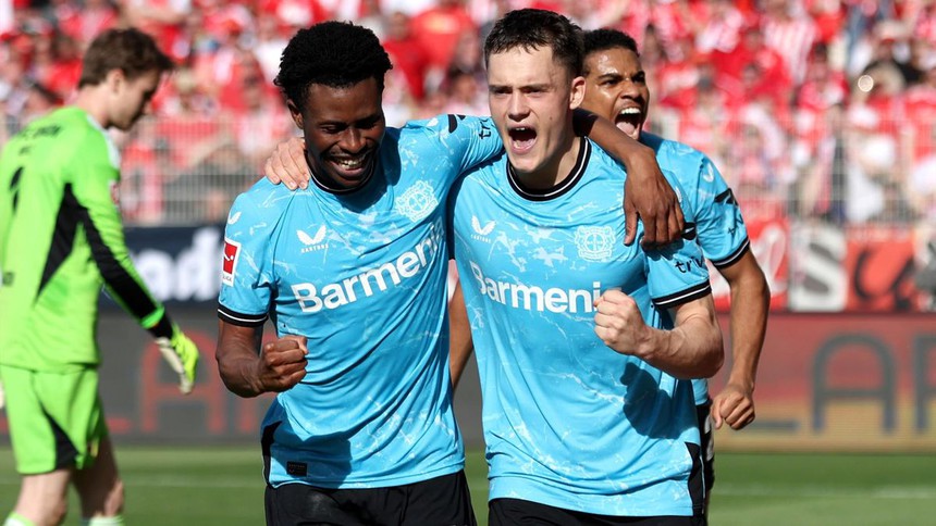 Kết quả Bundesliga vòng 28: Bayern thua ngược cực thất vọng, Leverkusen cận kề vinh quang - Ảnh 3.