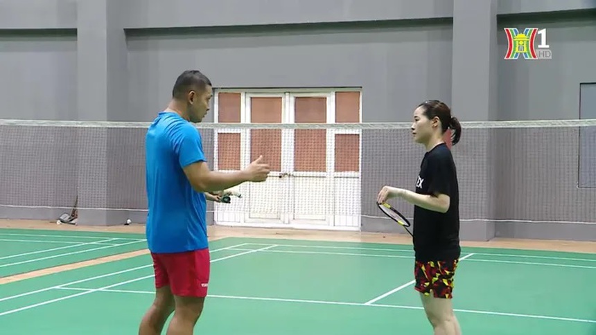 Tin nóng thể thao sáng 7/4: Thùy Linh được HLV Indonesia khen, Khánh Hòa vô địch lượt đi VĐQG 2024 - Ảnh 2.