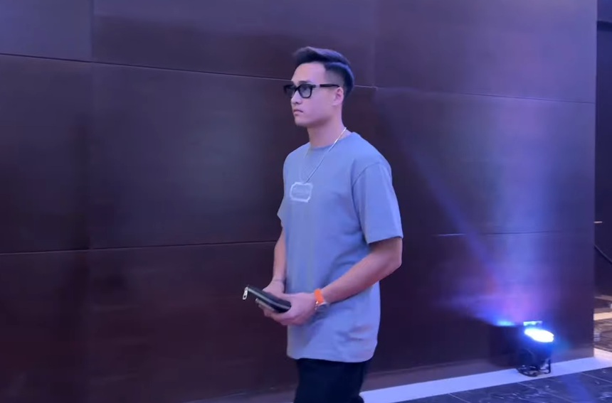 Dàn cầu thủ diện đồ bảnh bao, 'quẩy' cực nhiệt tại đám cưới Quang Hải - Thanh Huyền - Ảnh 14.