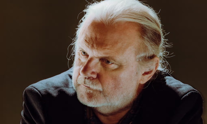 'Aliss bên đám lửa' - Kiệt tác về niềm tin và số phận con người - Ảnh 1. 'Aliss bên đám lửa' - Kiệt tác về niềm tin và số phận con người - Ảnh 1.