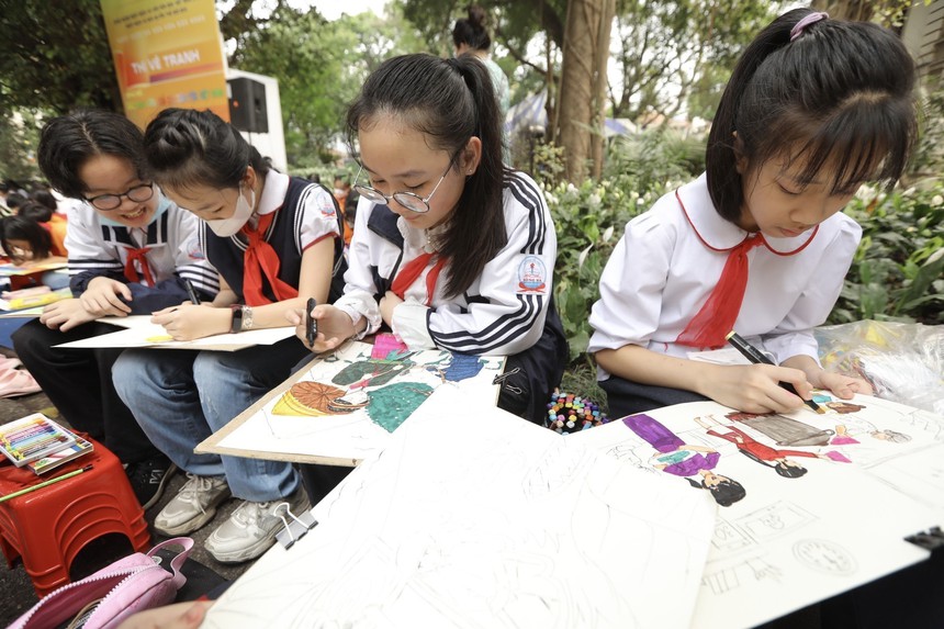 Nhiều hoạt động chào mừng Ngày Sách và Văn hóa đọc lần thứ 3 - Ảnh 3.