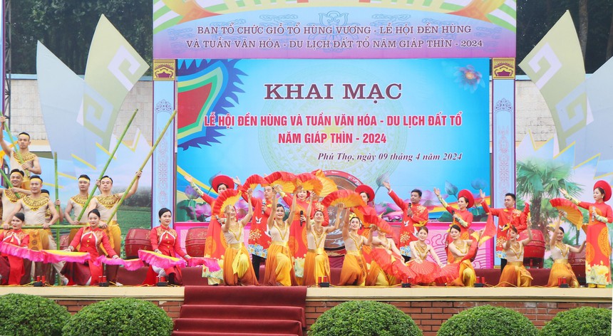 Khai mạc Lễ hội Đền Hùng và Tuần Văn hóa - Du lịch Đất Tổ - Ảnh 4.