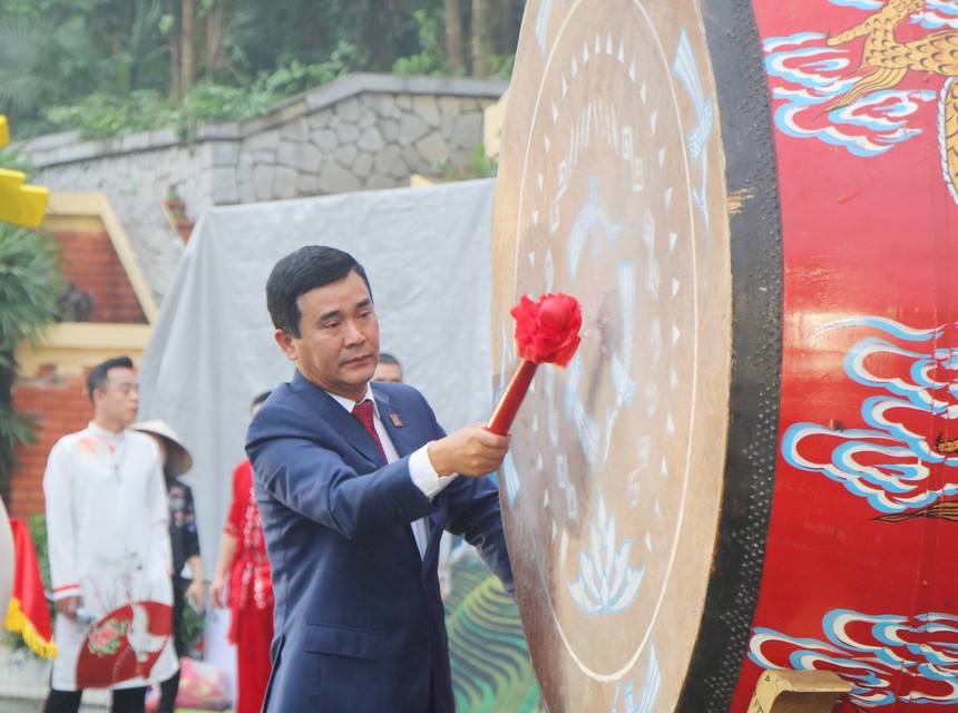 Khai mạc Lễ hội Đền Hùng và Tuần Văn hóa - Du lịch Đất Tổ - Ảnh 2.