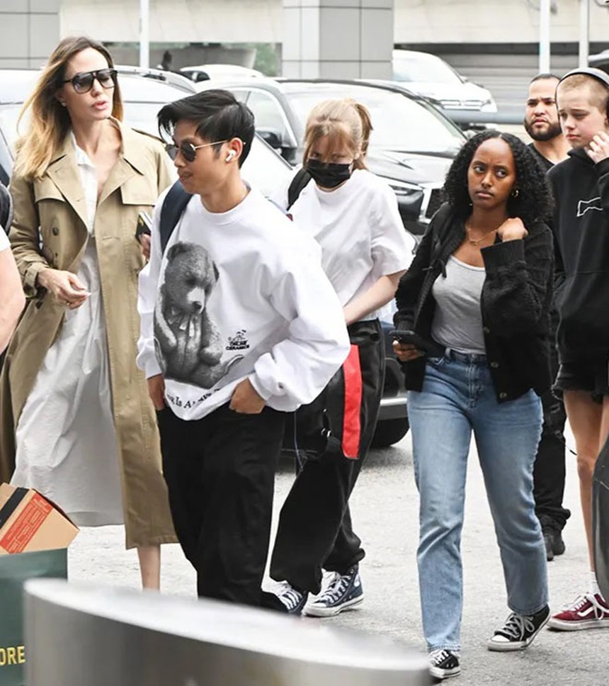 Cựu vệ sĩ 'tố' Angelina Jolie phá hoại mối quan hệ giữa các con với Brad Pitt - Ảnh 7.