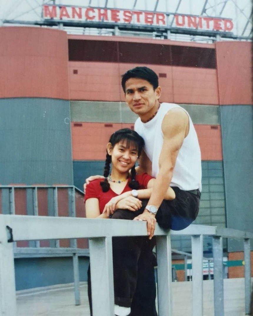 Gia đình tuyệt vời của Kiatisuk, có vợ tâm lý và 3 cô con gái xinh đẹp - Ảnh 3.