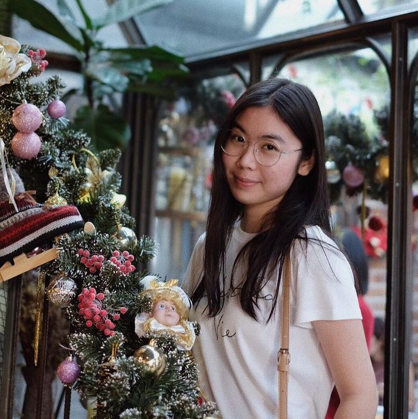 Gia đình tuyệt vời của Kiatisuk, có vợ tâm lý và 3 cô con gái xinh đẹp - Ảnh 9.