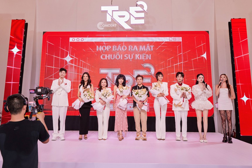 Dược sĩ Tiến tung concert miễn phí dành cho sinh viên với dàn nghệ sĩ nam đình đám - Ảnh 5.