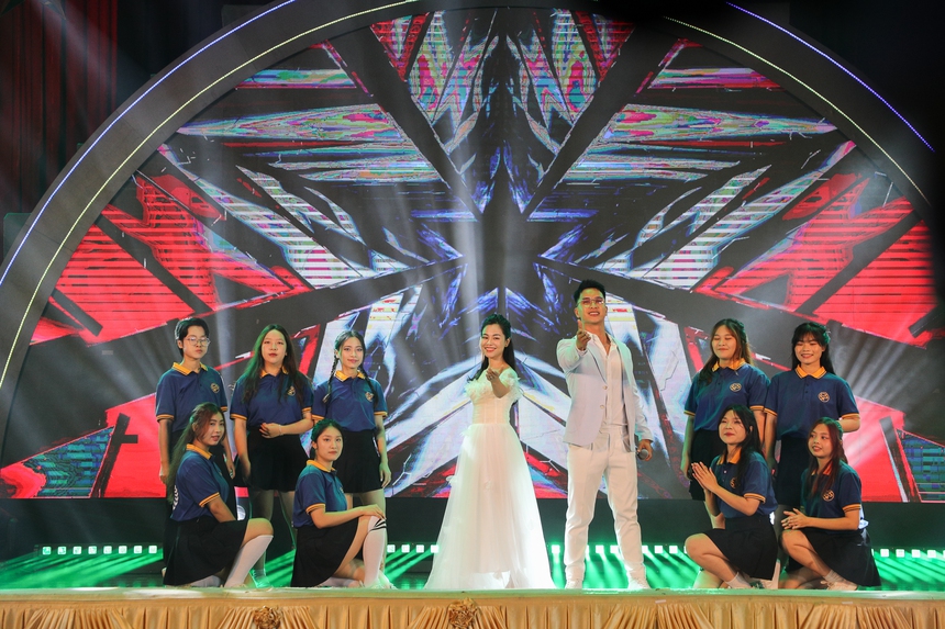 Trường Khoa học liên ngành và Nghệ thuật ra mắt 3 chương trình đào tạo mới - Ảnh 2.