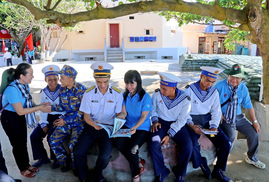 Biển đảo Việt Nam: Bình yên Trường Sa - Ảnh 14.