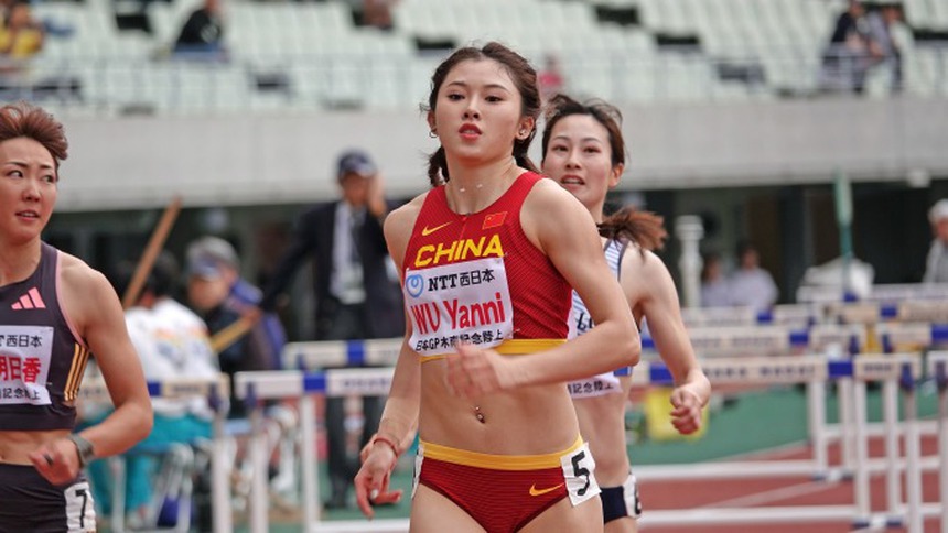 'Nữ thần điền kinh' từng bị chỉ trích vì mặc đồ gợi cảm đang sở hữu thành tích tốt nhất châu Á năm nay - Ảnh 3.
