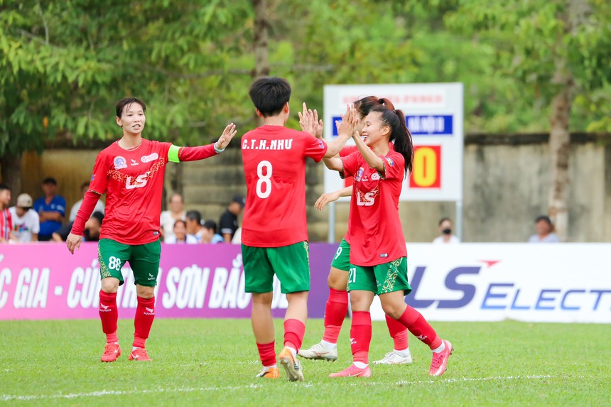 Thêm Huỳnh Như của bóng đá nữ toả sáng - Ảnh 2.