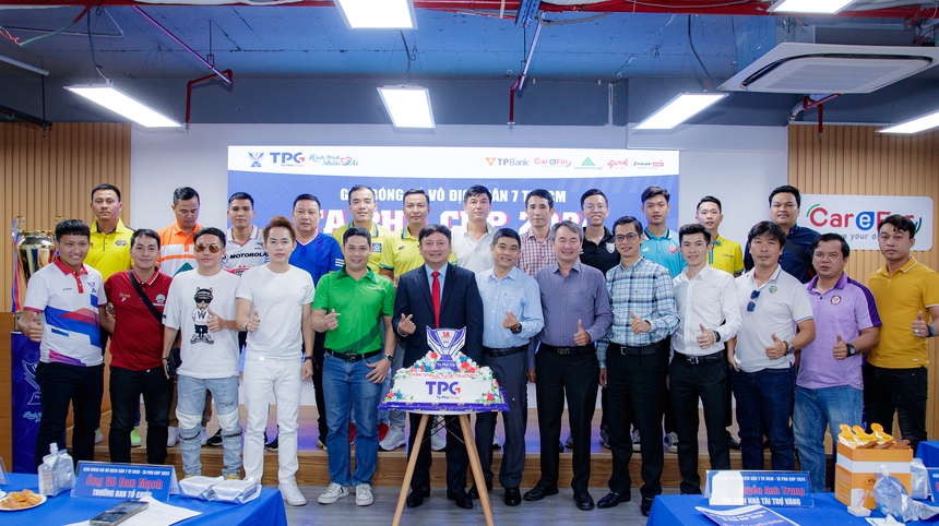 100 triệu đồng tiền thưởng ở giải bóng đá vô địch sân 7 TP.HCM - Ảnh 2. 100 triệu đồng tiền thưởng ở giải bóng đá vô địch sân 7 TP.HCM - Ảnh 2.