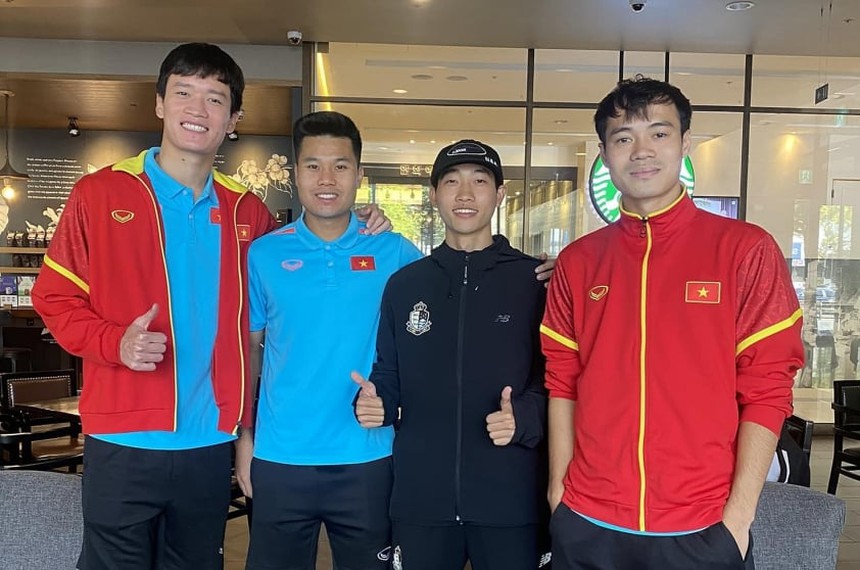 Tin nóng bóng đá Việt 19/5: Trợ lý người Việt đầu tiên của HLV Kim Sang Sik lộ diện, HLV Đức Thắng muốn 21 cầu thủ Viettel lên ĐT Việt Nam - Ảnh 2.