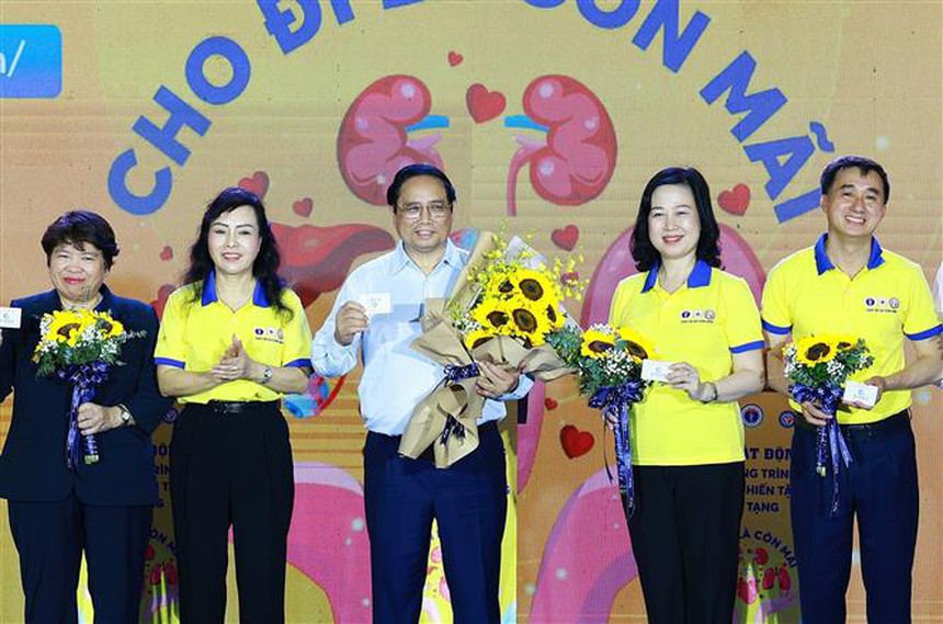 Thủ tướng Phạm Minh Chính kêu gọi mọi người dân Việt Nam đăng ký hiến tạng - gieo mầm sự sống - Ảnh 3.