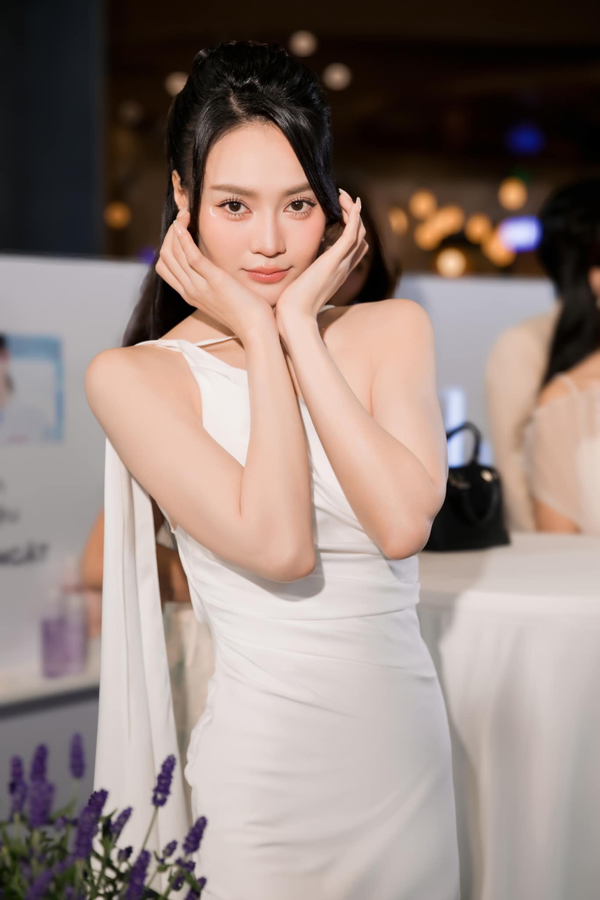 Ninh Dương Lan Ngọc đi du học trong tháng 5, số phận nhóm nhạc LUNAS ra sao? - Ảnh 4. Ninh Dương Lan Ngọc đi du học trong tháng 5, số phận nhóm nhạc LUNAS ra sao? - Ảnh 4.