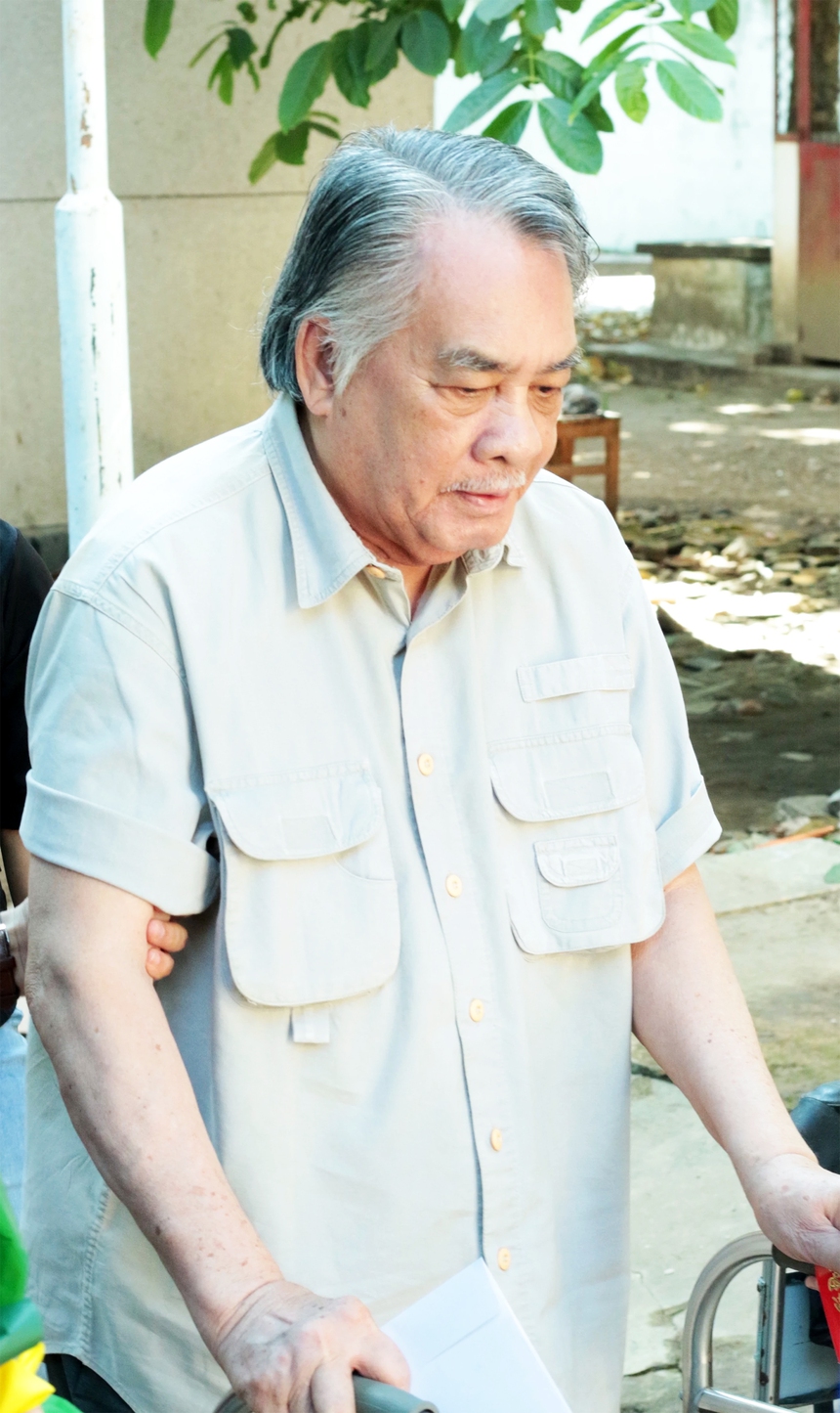 Chuyện những nghệ sĩ nổi tiếng ở Trung tâm dưỡng lão Thị Nghè (kỳ 1) - Nghệ sĩ Huỳnh Thanh Trà: 'Xa sàn diễn, tôi buồn khủng khiếp' - Ảnh 5.