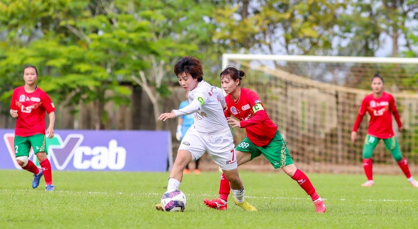 Đàn em Huỳnh Như toả sáng, ĐKVĐ phô diễn sức mạnh - Ảnh 2.