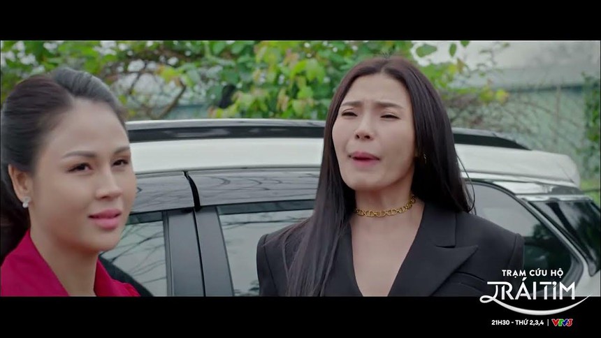 Cảnh phim khiến Mỹ Đình (Thúy Diễm) bị ném đá, khán giả đòi bỏ phim 'Trạm cứu hộ trái tim' - Ảnh 2. Cảnh phim khiến Mỹ Đình (Thúy Diễm) bị ném đá, khán giả đòi bỏ phim 'Trạm cứu hộ trái tim' - Ảnh 2.