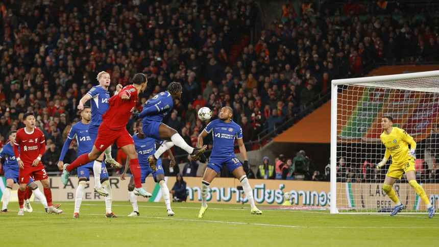 Vì sao Chelsea vẫn chia tay Pochettino dù đội bóng thăng hoa cuối mùa và dự Cúp châu Âu? - Ảnh 3.