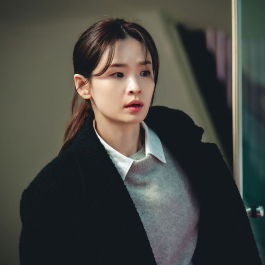 Jeon Mi Do bén duyên với 'ông hoàng rating' Ji Sung trong 'Mối liên kết bí ẩn' - Ảnh 2.