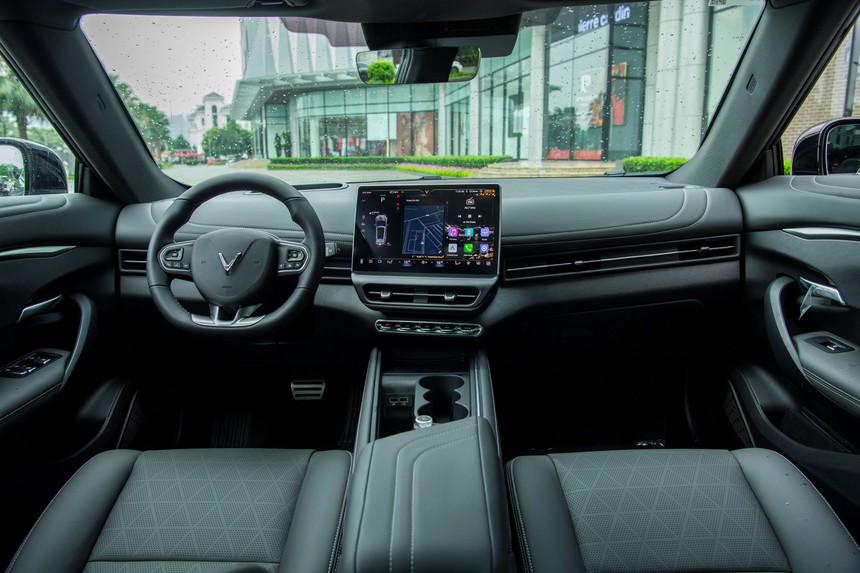 Chủ xe "khoái" VF 7 vì sở hữu nhiều giá trị vượt trội và khác biệt - Ảnh 4. Chủ xe "khoái" VF 7 vì sở hữu nhiều giá trị vượt trội và khác biệt - Ảnh 4.