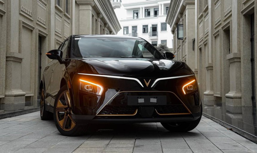 Chủ xe "khoái" VF 7 vì sở hữu nhiều giá trị vượt trội và khác biệt - Ảnh 6. Chủ xe "khoái" VF 7 vì sở hữu nhiều giá trị vượt trội và khác biệt - Ảnh 6.