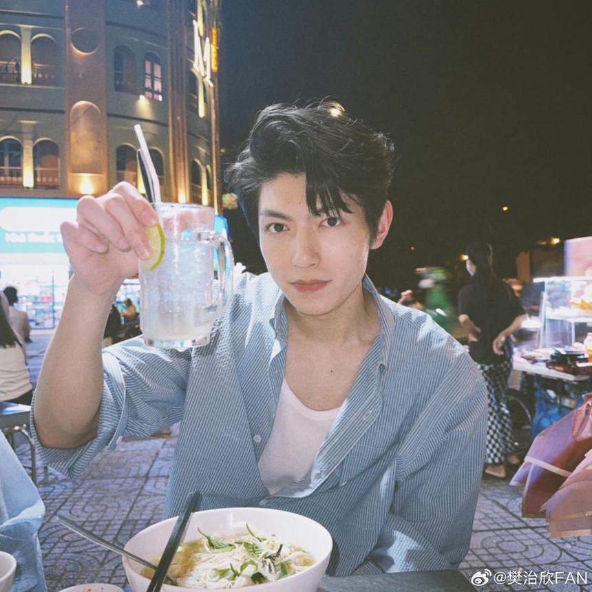 Chi Pu chính thức comeback, mời nam thần xứ Trung đóng MV - Ảnh 4. Chi Pu chính thức comeback, mời nam thần xứ Trung đóng MV - Ảnh 4.