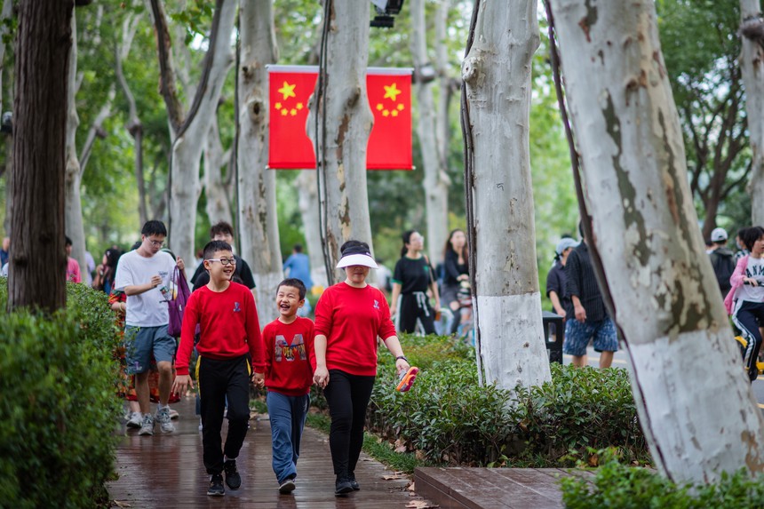 Du lịch đang trở thành ngành kinh tế trụ cột chiến lược của Trung Quốc - Ảnh 1.