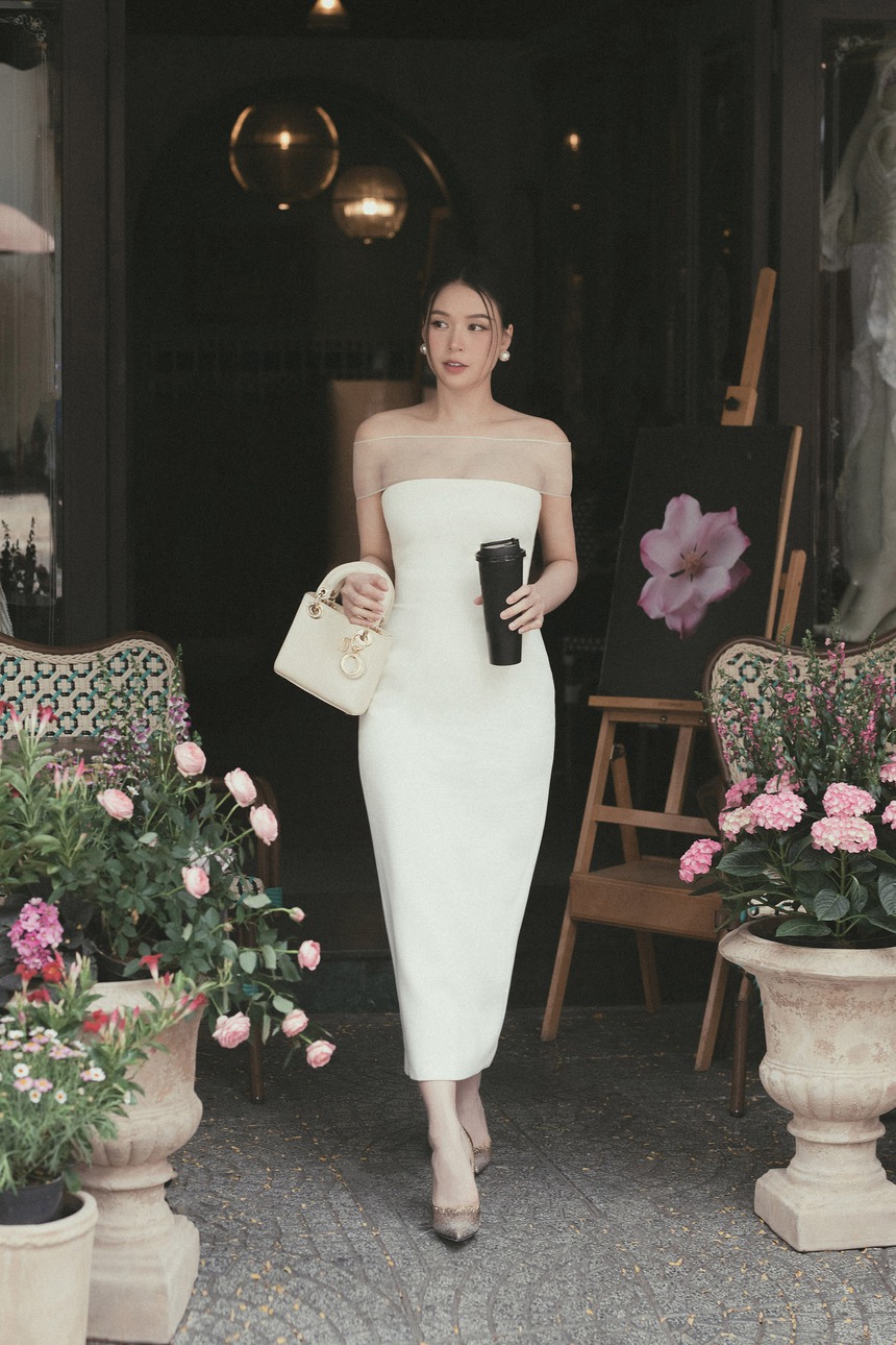 Sam khoe dáng nuột sau 3 tháng sinh, về lại cân nặng ban đầu - Ảnh 3.