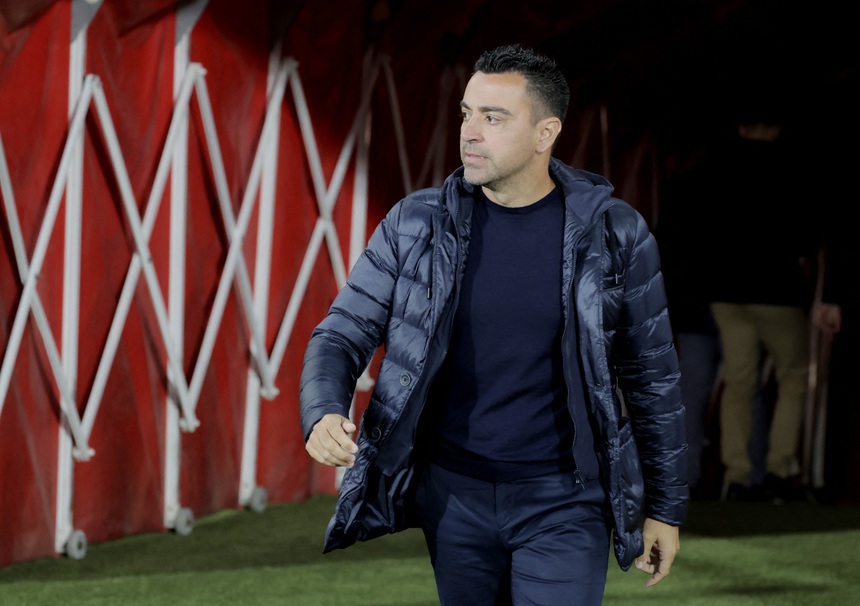 Xavi đi hay ở sẽ ảnh hưởng đến tương lai nhiều cầu thủ Barca