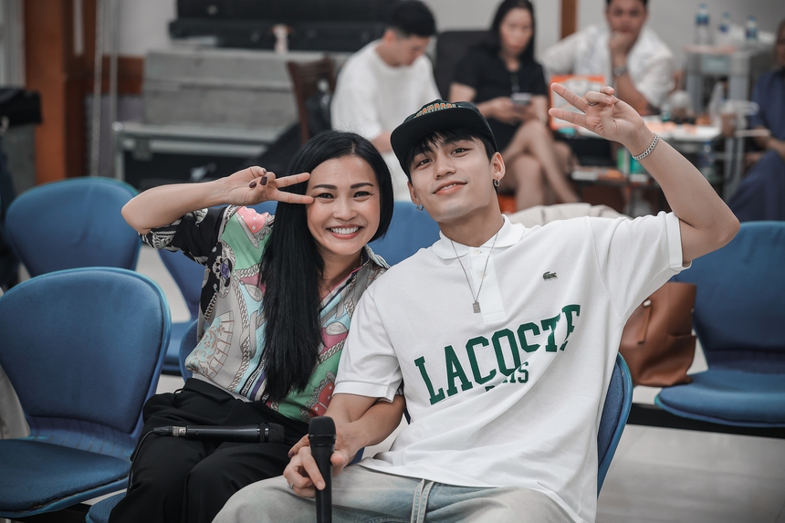 Siu Black – Phương Thanh: "Cặp bài trùng" tái ngộ khán giả trong liveshow "Đóa hồng gai" - Ảnh 4.