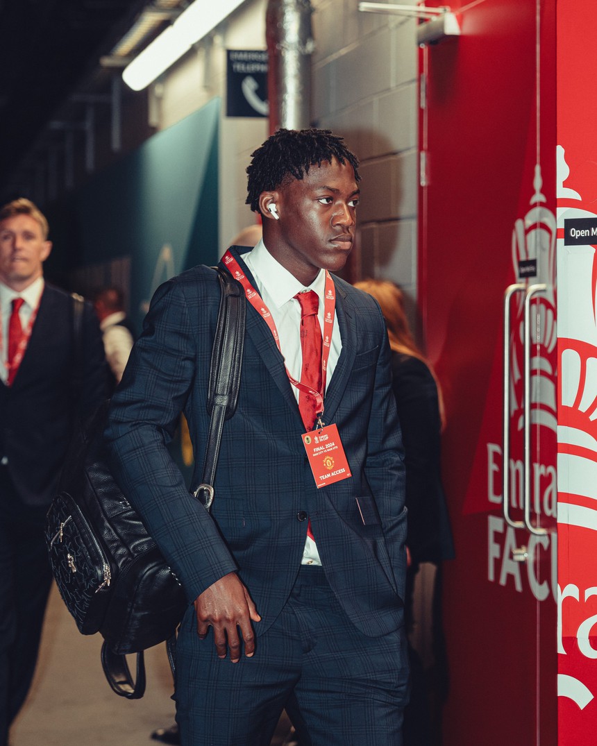 TRỰC TIẾP bóng đá Man City vs MU (0-0): Rashford đọ súng với Haaland - Ảnh 3.