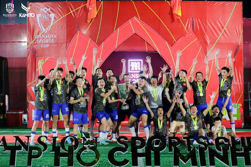 Qua mặt nhiều "gã khổng lồ", Bamboo FC vô địch Vòng chung kết bóng đá 7 người toàn quốc 2024 - Ảnh 3.