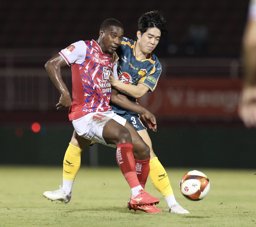 CLB TP.HCM "xát muối" vào HAGL của HLV Vũ Tiến Thành - Ảnh 1.