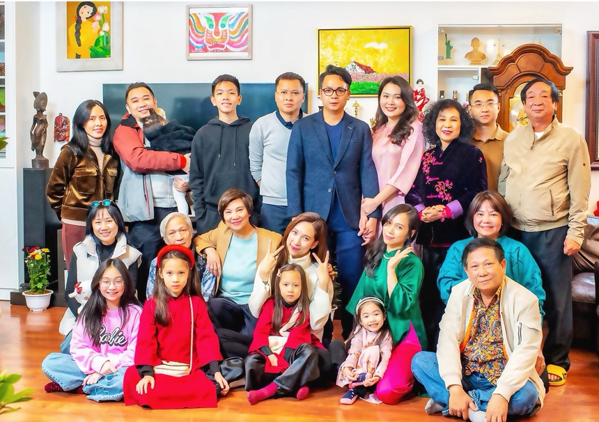 50 năm ngày mất nhà viết kịch Vương Lan (1929 - 1974): Một vài ký ức ngược thời gian cùng con cháu - Ảnh 10. 50 năm ngày mất nhà viết kịch Vương Lan (1929 - 1974): Một vài ký ức ngược thời gian cùng con cháu - Ảnh 10.