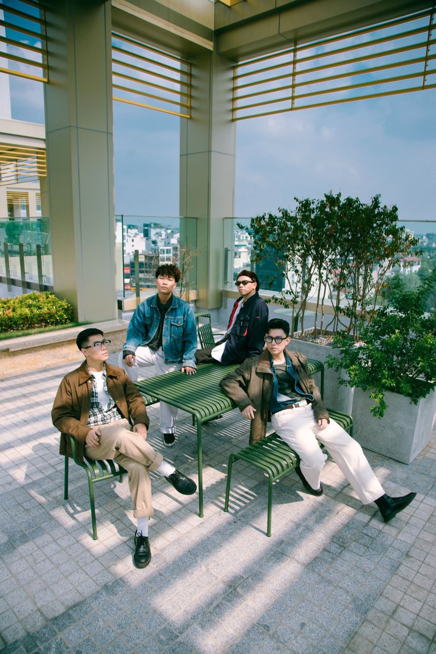 Nhóm nhạc OPlus: Hạnh phúc vì đang tiến lên cùng nhau - Ảnh 7. Nhóm nhạc OPlus: Hạnh phúc vì đang tiến lên cùng nhau - Ảnh 7.