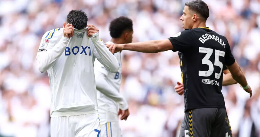 Southampton thắng nghẹt thở Leeds United trong trận cầu 140 triệu bảng - Ảnh 3.