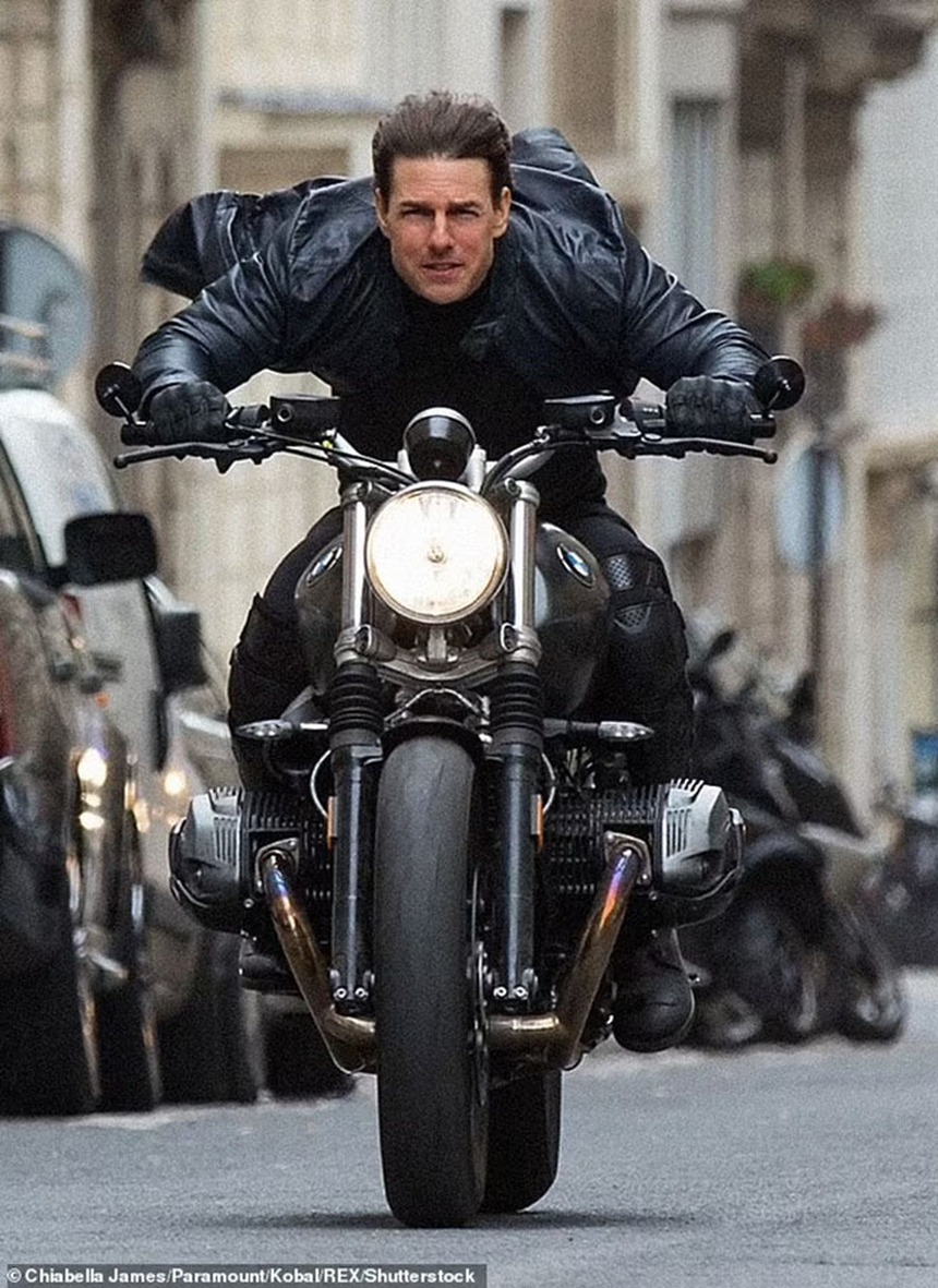 "Mission: Impossible 8" của Tom Cruise bị trì hoãn sau sự cố tàu ngầm trị giá 746 tỷ đồng - Ảnh 2. "Mission: Impossible 8" của Tom Cruise bị trì hoãn sau sự cố tàu ngầm trị giá 746 tỷ đồng - Ảnh 2.