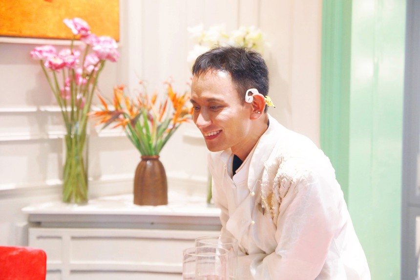 Nghệ nhân hoa Hoàng Khánh làm show kỷ niệm 25 năm gắn bó với hoa - Ảnh 4.