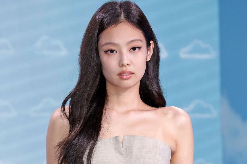 Sao Hàn 'hot' nhất tháng 5: Jennie bỏ xa các thành viên Blackpink - Ảnh 1.