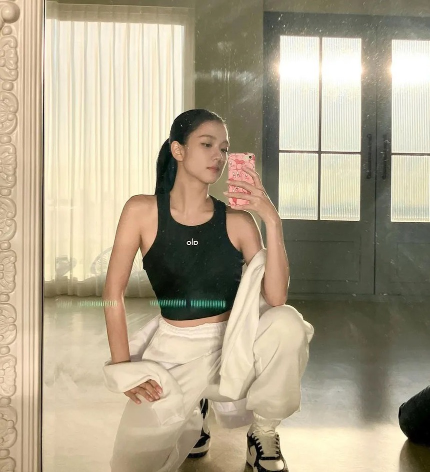 Nhìn Jisoo Blackpink luyện tập mà thấy nể - Ảnh 9.