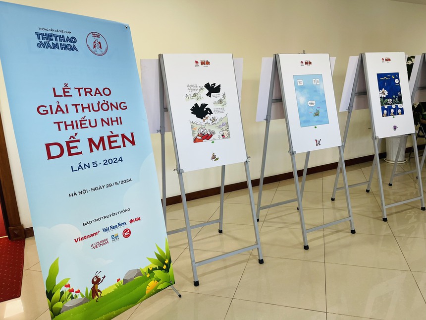 Lễ trao giải thưởng Thiếu nhi Dế Mèn lần 5 - 2024: Vinh danh "Hiệp sĩ Dế Mèn" - nhà văn Lý Lan - Ảnh 3.