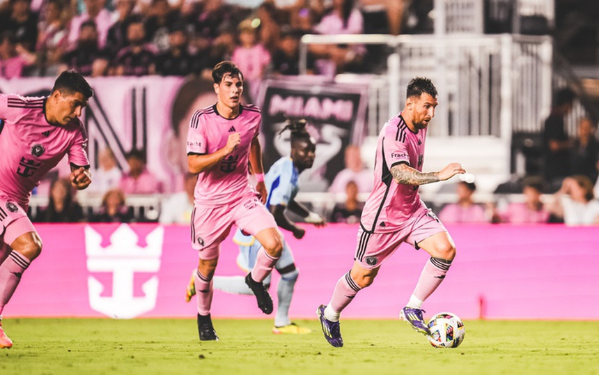 Messi lập siêu phẩm, Inter Miami vẫn bị cắt chuỗi bất bại - Ảnh 2.