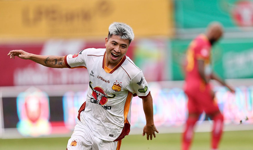 Vua phá lưới nội Văn Quyết, Tuấn Hải ghi bàn gần bằng cả đội HAGL - Ảnh 3.