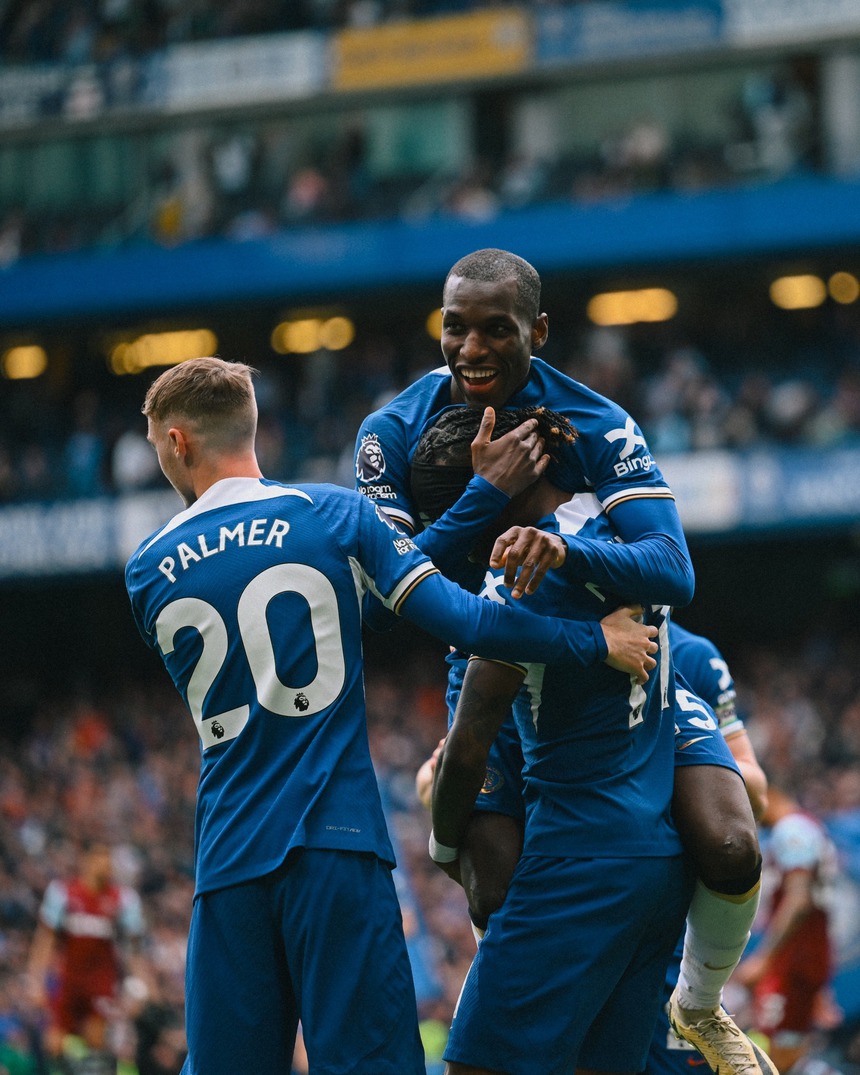 Jackson tỏa sáng, Chelsea thắng kiểu 'bàn tay nhỏ' để vượt mặt MU ở Ngoại hạng Anh - Ảnh 2.