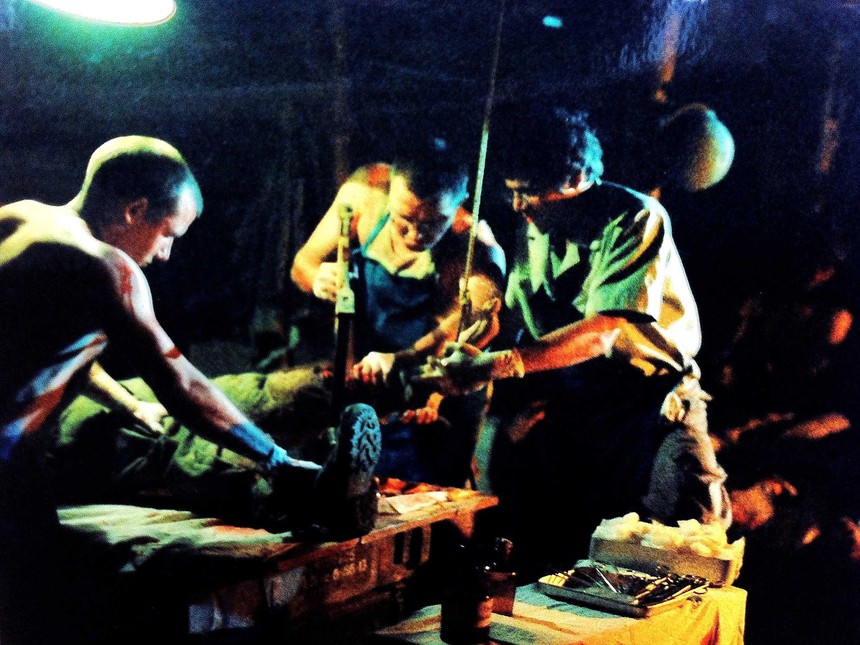 Điện Biên Phủ - nguồn cảm hứng bất tận: 'Ký ức Điện Biên' - vượt thoát lối mòn phim chiến tranh - Ảnh 3.