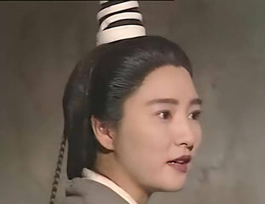 Cuộc đời truân chuyên của Lý Mạc Sầu đẹp nhất màn ảnh - Ảnh 3. Cuộc đời truân chuyên của Lý Mạc Sầu đẹp nhất màn ảnh - Ảnh 3.