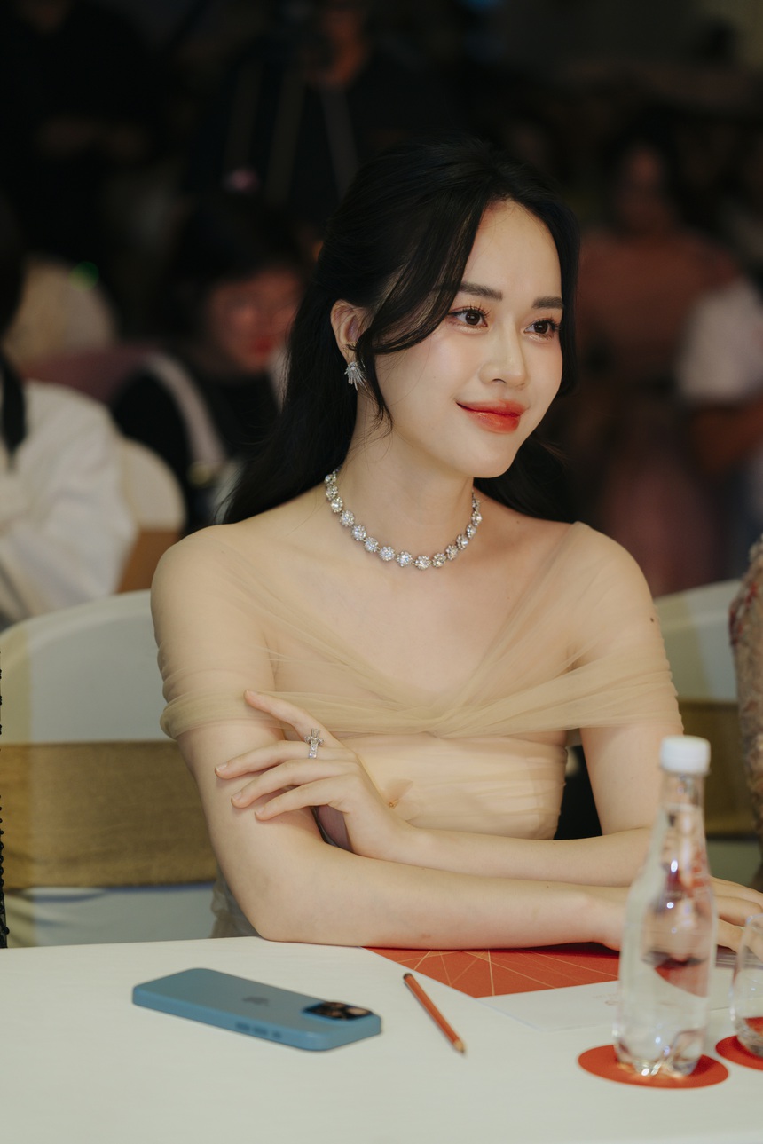 MC Mai Ngọc bật mí bí quyết làm đẹp ở tuổi 35 - Ảnh 7.