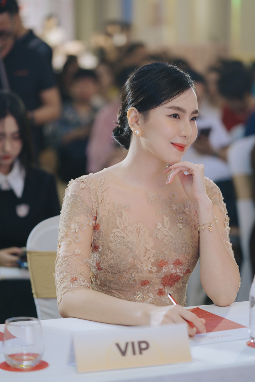 MC Mai Ngọc bật mí bí quyết làm đẹp ở tuổi 35 - Ảnh 4.